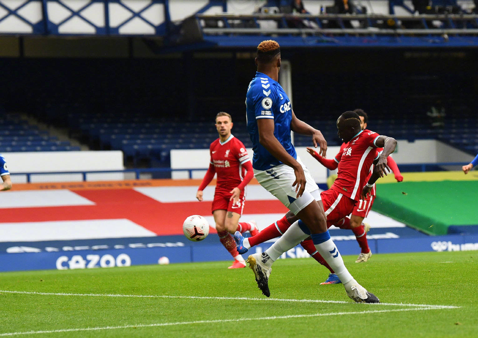 他在战术和 他在战术和